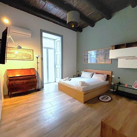 Museum Comfort Apartment Неаполь Экстерьер фото